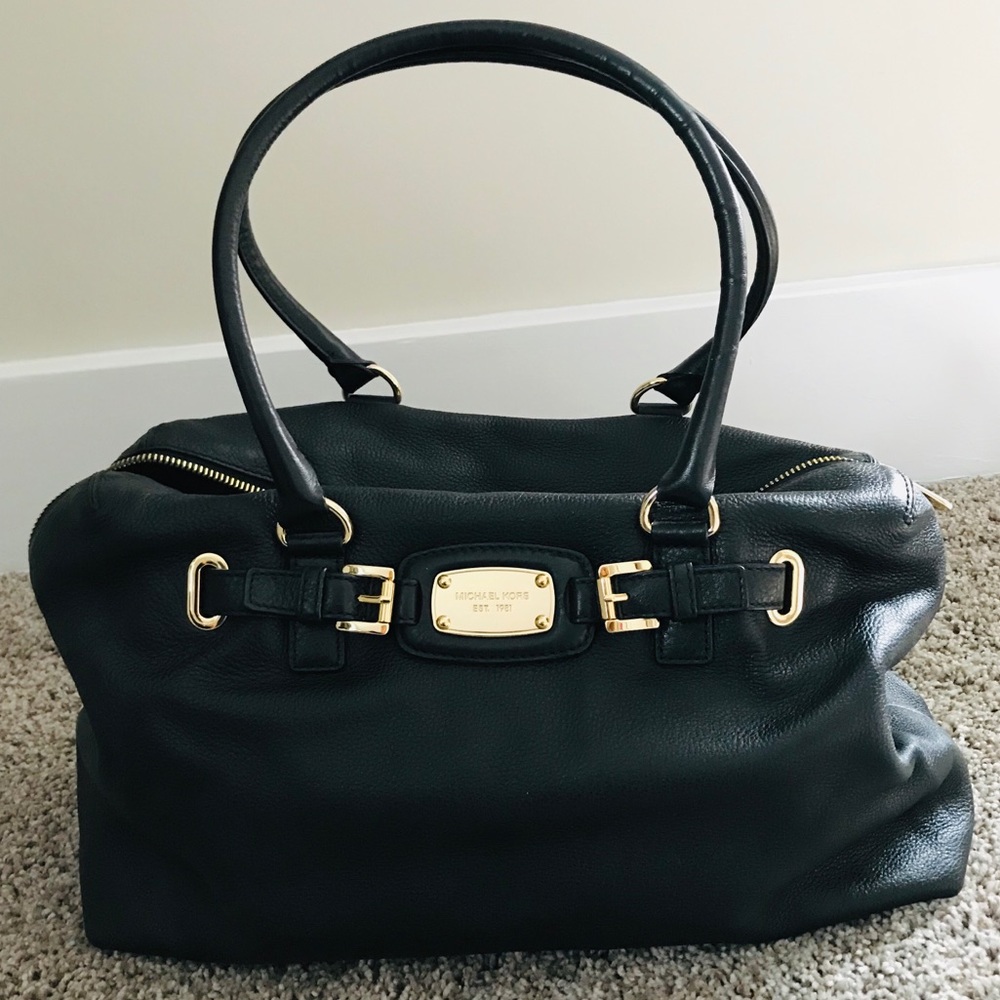 ❌SOLD❌Michael Kors Large Black Tote Bag - Picture 2 of 9